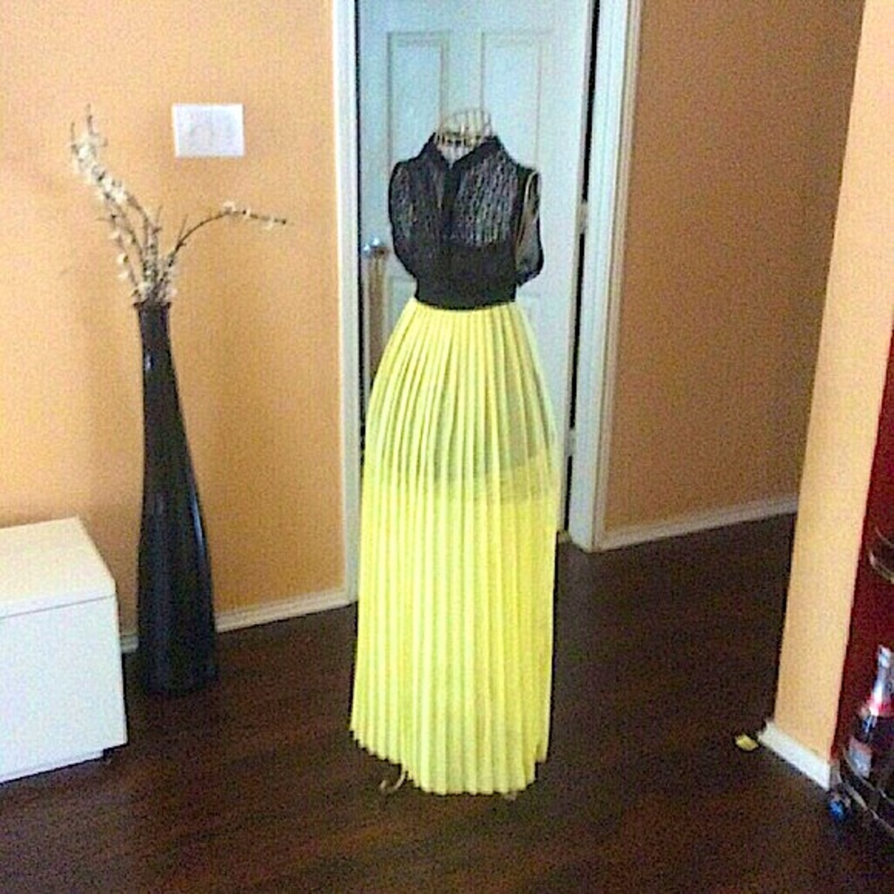 Milkyway Maxi Skirt✨
